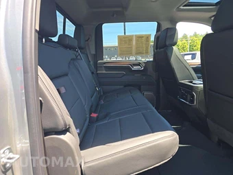 2026 GMC Sierra 3500HD Denali Crew Cab Long Bed DRW - miniatura 16