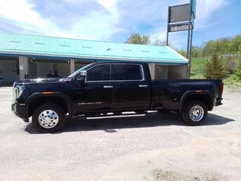 2026 GMC Sierra 3500HD Denali Crew Cab Long Bed DRW - miniatura 2