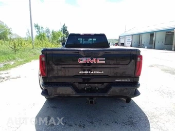 2026 GMC Sierra 3500HD Denali Crew Cab Long Bed DRW - miniatura 4