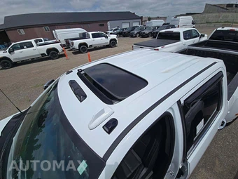 2026 GMC Sierra 3500HD Denali Crew Cab Long Bed DRW - miniatura 12
