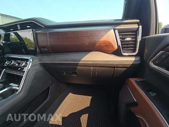 2026 GMC Sierra 3500HD Denali Ultimate Crew Cab Medium Bed - miniatura 16