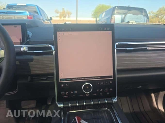 2026 GMC Sierra EV Denali Max Range Crew Cab Short Bed - miniatura 10