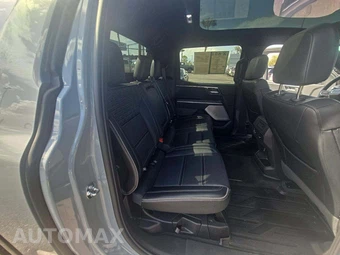 2026 GMC Sierra EV Denali Max Range Crew Cab Short Bed - miniatura 17