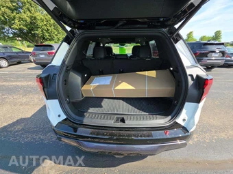 2026 GMC Terrain AT4 4SC - miniatura 11