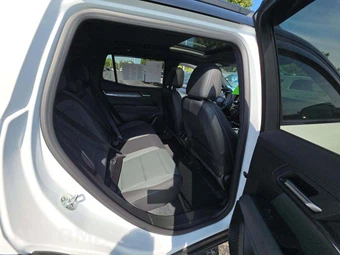 2026 GMC Terrain AT4 4SC - miniatura 13
