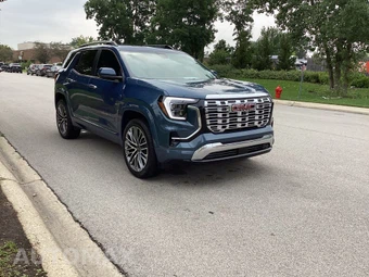 2026 GMC Terrain Denali 5SA - miniatura 3