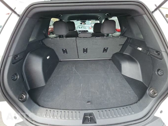 2026 GMC Terrain Elevation 3SB - miniatura 16
