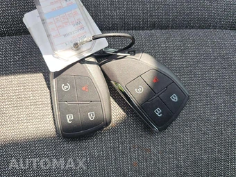 2026 GMC Terrain Elevation 3SB - miniatura 8