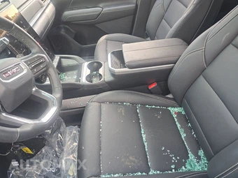 2026 GMC Terrain Elevation 3SB - miniatura 7