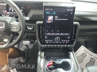 2026 GMC Yukon AT4 4SB - miniatura 11