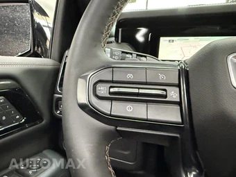 2026 GMC Yukon AT4 4SB - miniatura 10
