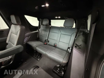 2026 GMC Yukon AT4 4SB - miniatura 29