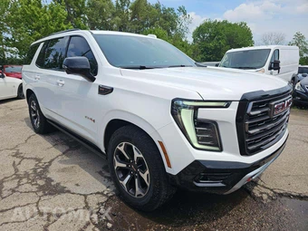 2026 GMC Yukon AT4 Ultimate 4SG - miniatura 4
