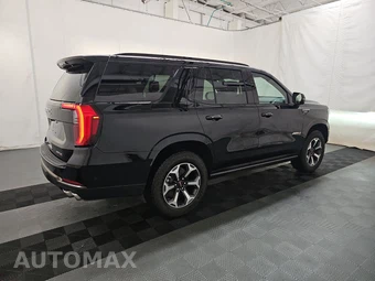 2026 GMC Yukon AT4 Ultimate 4SG - miniatura 4