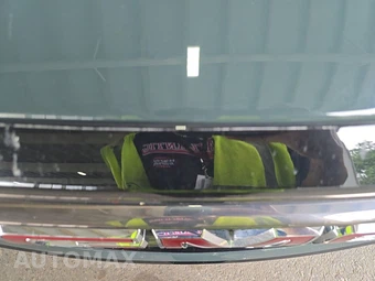 2026 GMC Yukon AT4 Ultimate 4SG - miniatura 16