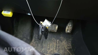 2026 GMC Yukon AT4 Ultimate 4SG - miniatura 22