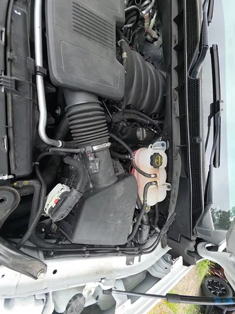 2026 GMC Yukon Denali 5SA - miniatura 22