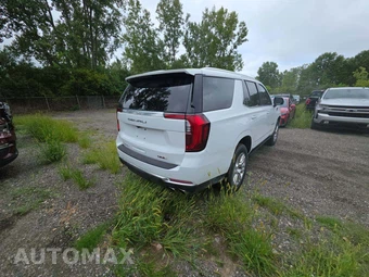 2026 GMC Yukon Denali 5SA - miniatura 3