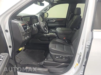 2026 GMC Yukon Denali 5SA - miniatura 7