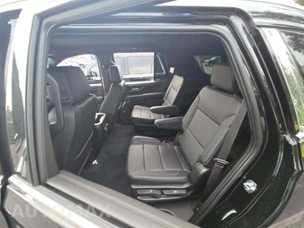 2026 GMC Yukon Denali 5SA - miniatura 13
