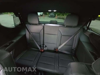 2026 GMC Yukon Denali 5SA - miniatura 14