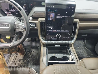 2026 GMC Yukon Denali Ultimate 5SB - miniatura 11