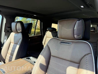 2026 GMC Yukon Denali Ultimate 5SB - miniatura 13
