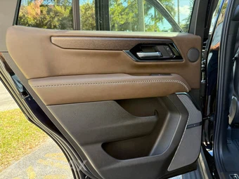 2026 GMC Yukon Denali Ultimate 5SB - miniatura 24