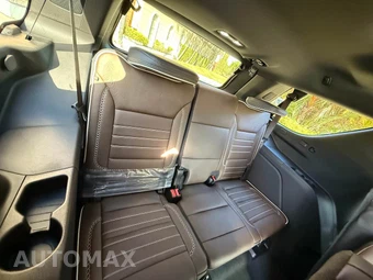 2026 GMC Yukon Denali Ultimate 5SB - miniatura 28