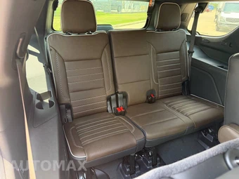2026 GMC Yukon Denali Ultimate 5SB - miniatura 19