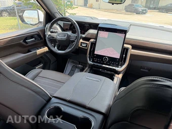 2026 GMC Yukon Denali Ultimate 5SB - miniatura 3