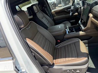 2026 GMC Yukon Denali Ultimate 5SB - miniatura 9