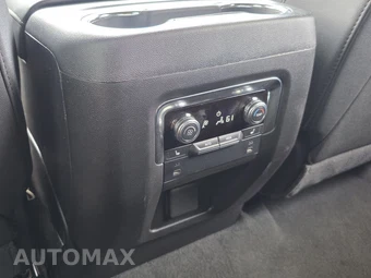 2026 GMC Yukon Elevation 4SA - miniatura 30