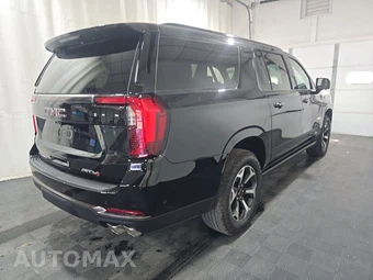 2026 GMC Yukon XL AT4 Ultimate 4SG - miniatura 4
