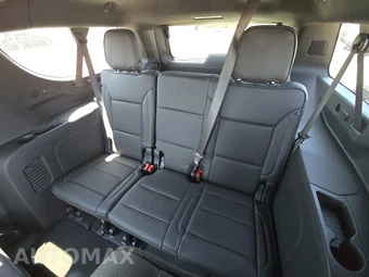 2026 GMC Yukon XL Denali 5SA - miniatura 14