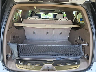 2026 GMC Yukon XL Denali 5SA - miniatura 14