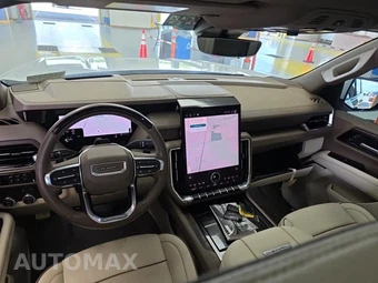 2026 GMC Yukon XL Denali 5SA - miniatura 8