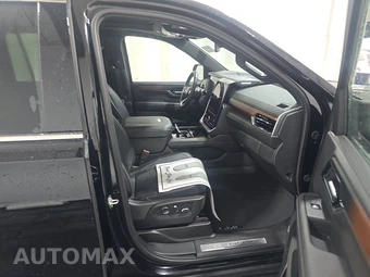 2026 GMC Yukon XL Denali 5SA - miniatura 8