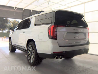 2026 GMC Yukon XL Denali Ultimate 5SB - miniatura 8