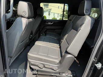 2026 GMC Yukon XL Elevation 4SA - miniatura 9