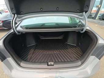 2026 Honda Accord Sedan SE - miniatura 11