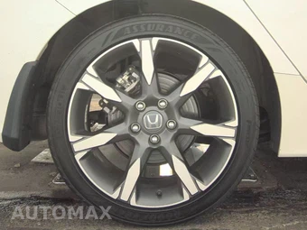 2026 Honda Civic Hatchback Hybrid Sport Touring - miniatura 11