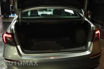 2026 Honda Civic Sedan Hybrid Sport - miniatura 7