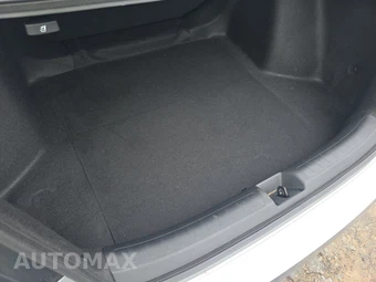2026 Honda Civic Sedan LX - miniatura 16