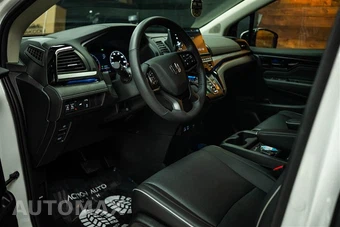 2026 Honda Odyssey Elite 118.1" WB - miniatura 9