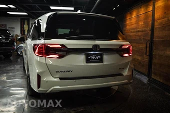 2026 Honda Odyssey Elite 118.1" WB - miniatura 6