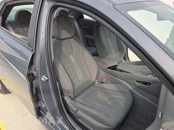 2026 Hyundai Elantra Hybrid Blue - miniatura 18