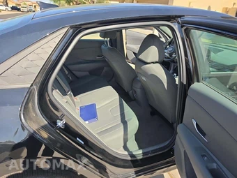 2026 Hyundai Elantra Hybrid Blue - miniatura 15