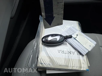 2026 Hyundai Elantra Limited - miniatura 36