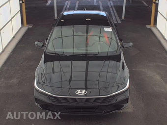 2026 Hyundai Elantra SE - miniatura 2